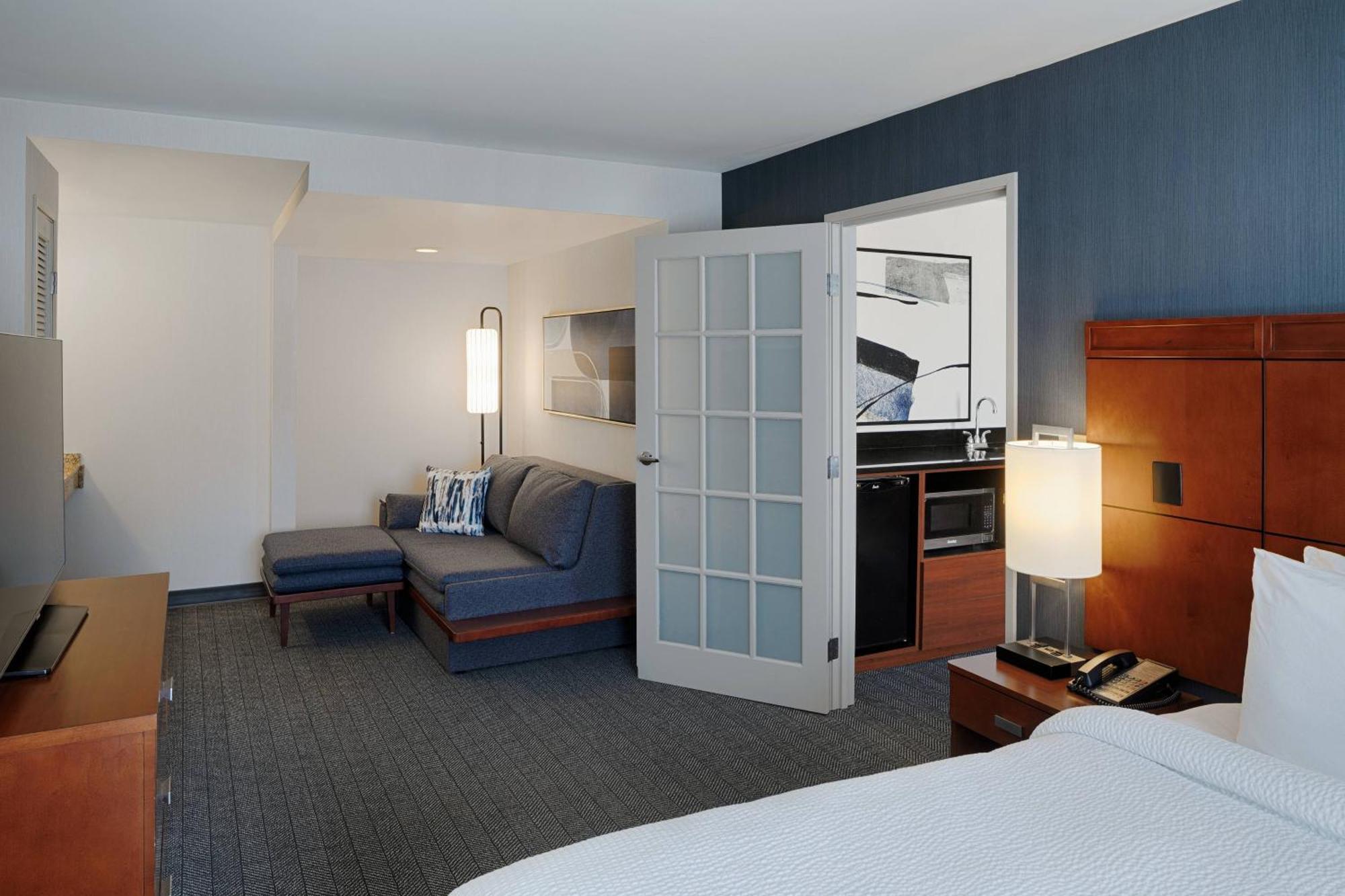 Hotel Courtyard By Marriott Springfield Downtown Zewnętrze zdjęcie