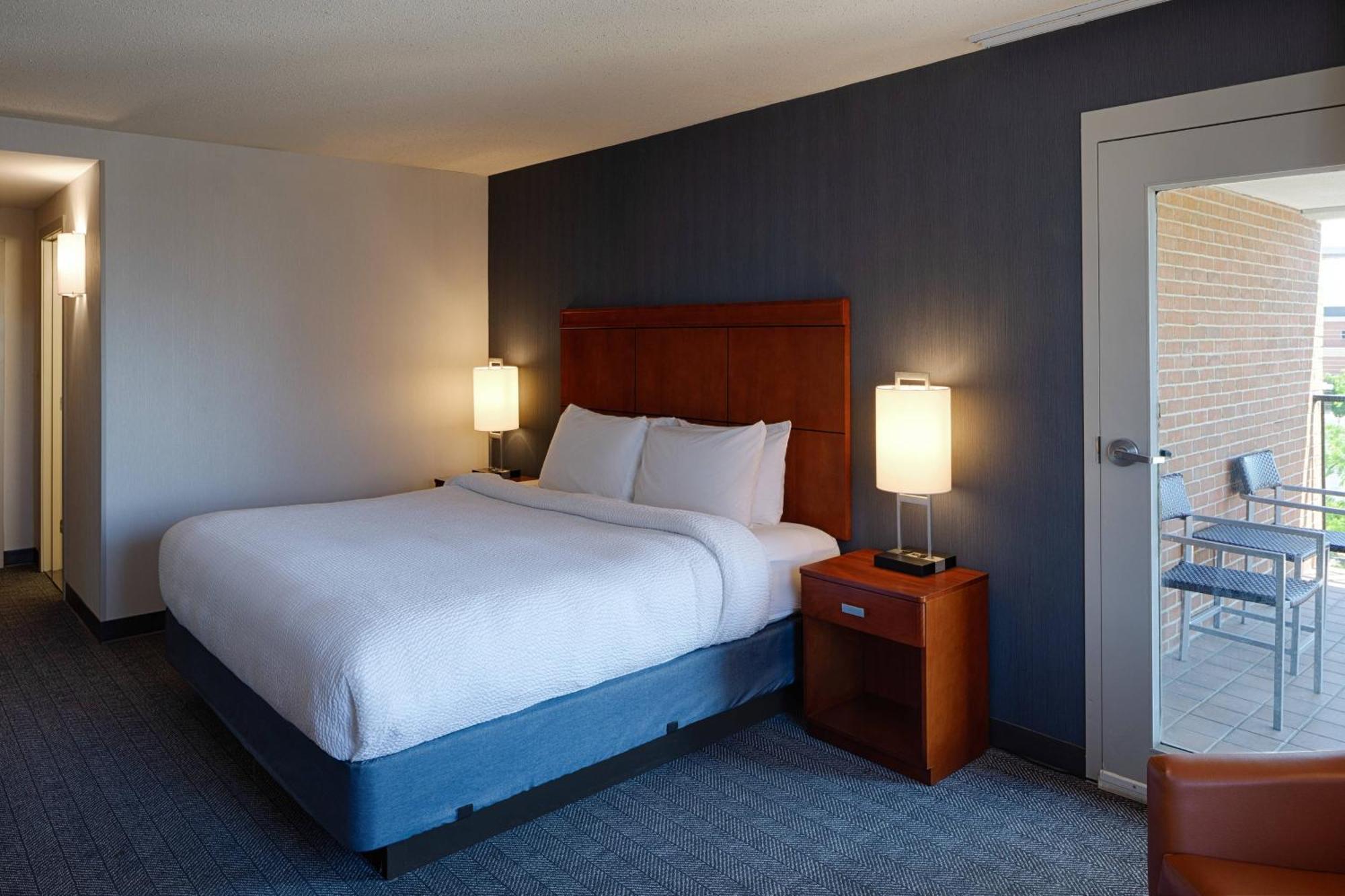 Hotel Courtyard By Marriott Springfield Downtown Zewnętrze zdjęcie