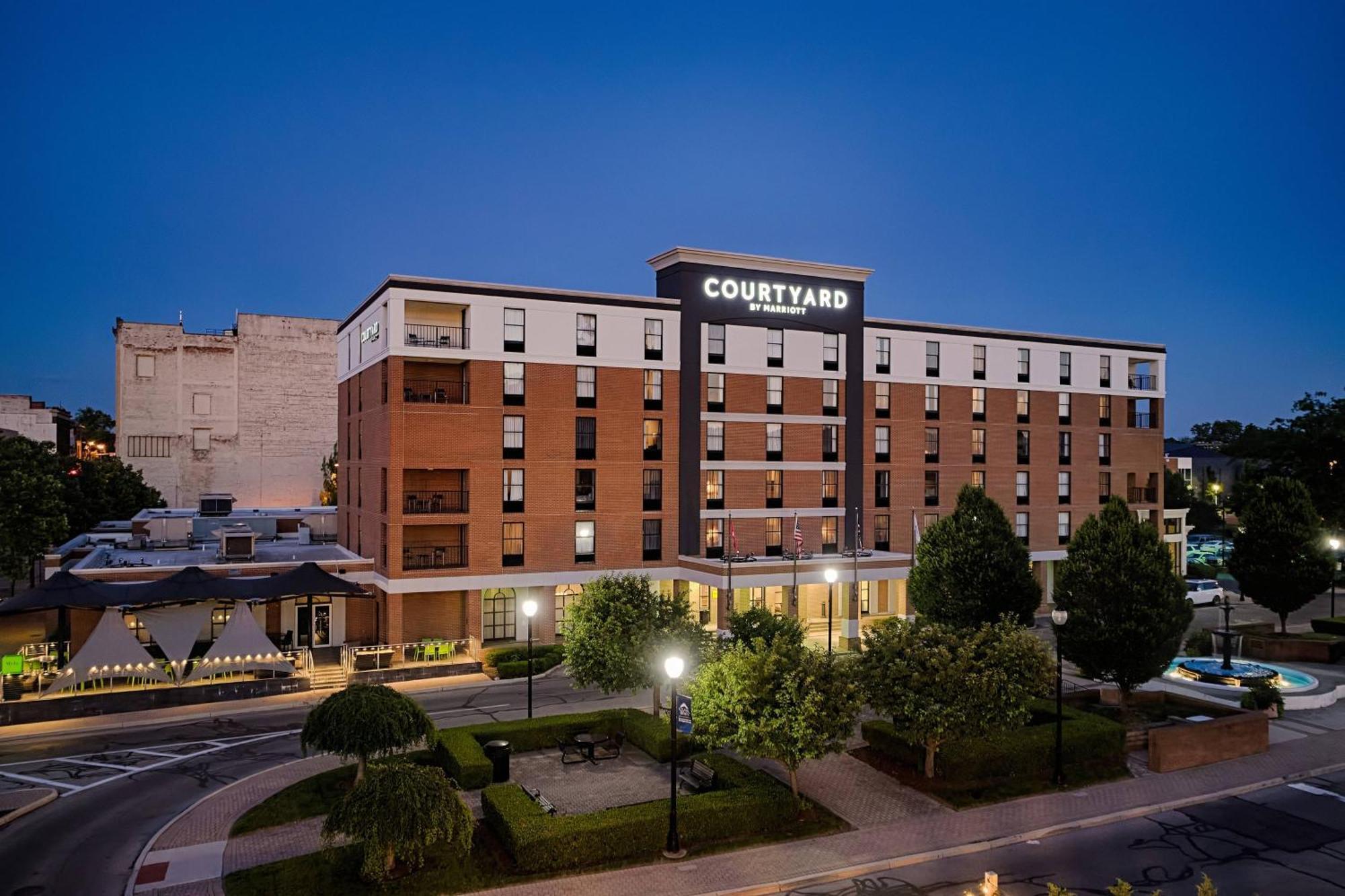 Hotel Courtyard By Marriott Springfield Downtown Zewnętrze zdjęcie